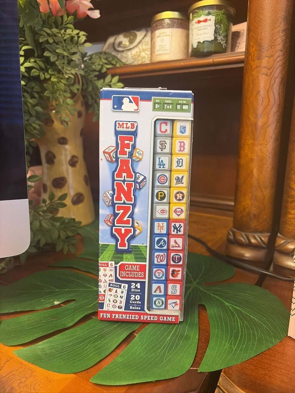 MLB Fanzy Fast-Paced Dice Game